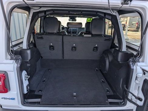 Used 2025 Jeep Wrangler Unlimited Rubicon 4xe w/ Safety Group image 29