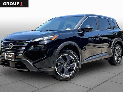 Certified 2025 Nissan Rogue SV FWD image 1