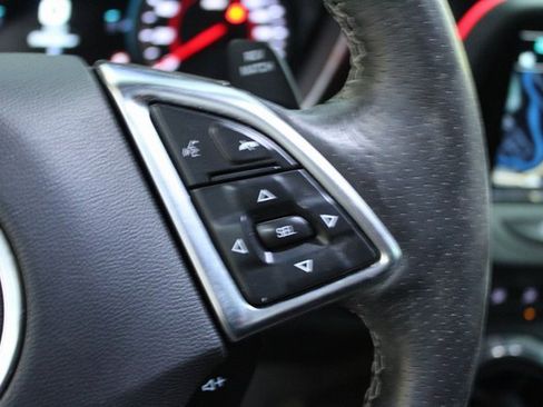 Used 2016 Chevrolet Camaro SS image 16