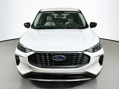 Used 2023 Ford Escape Active AWD/4WD image 2