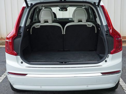 Used 2025 Volvo XC90 T8 Plus AWD/4WD image 10