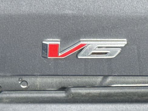 Used 2022 GMC Canyon Elevation w/ Trailering Package image 7