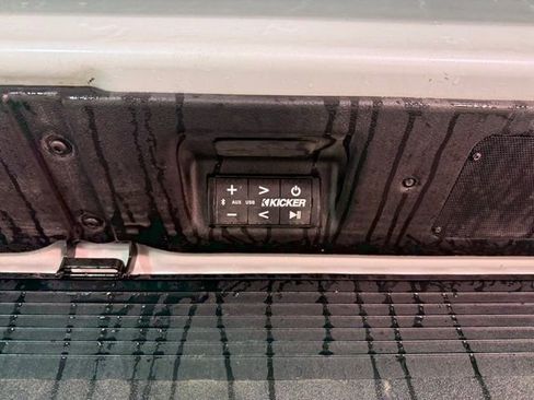 Certified 2024 GMC Sierra 2500 Denali Ultimate image 8