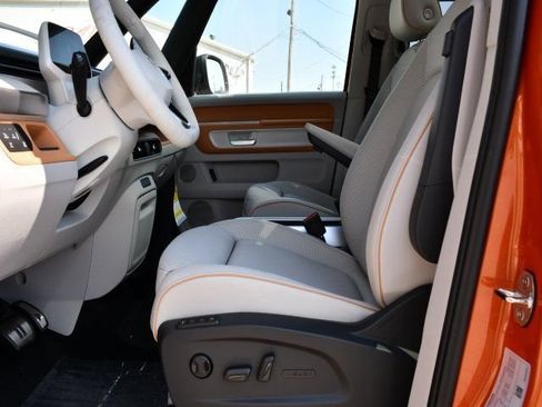 New 2025 Volkswagen ID. Buzz 1st Edition image 15