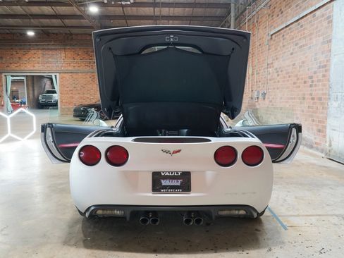 Used 2010 Chevrolet Corvette Grand Sport w/ Preferred Equipment Group RWD image 32