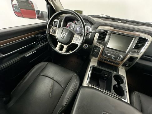 Used 2014 RAM 3500 Laramie AWD/4WD image 9