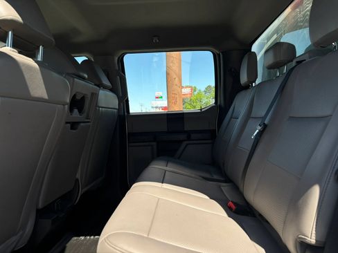 Used 2022 Ford F250 XL w/ Power Equipment Group AWD/4WD image 13