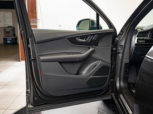 Certified 2025 Audi Q7 2.0T Premium Plus w/ Premium Plus Package image 22