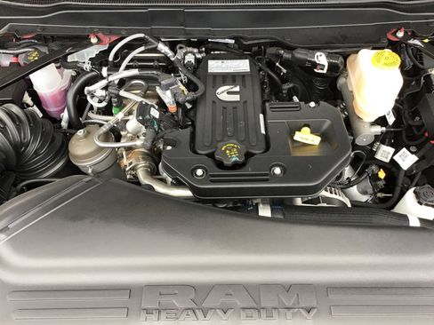 New 2026 RAM 5500 Tradesman image 25