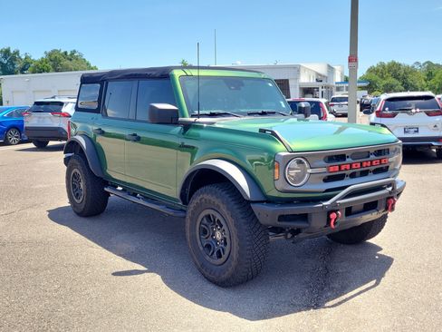 Used 2022 Ford Bronco Big Bend w/ Sasquatch Package AWD/4WD image 7