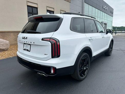 Used 2025 Kia Telluride EX X-Line AWD/4WD image 3
