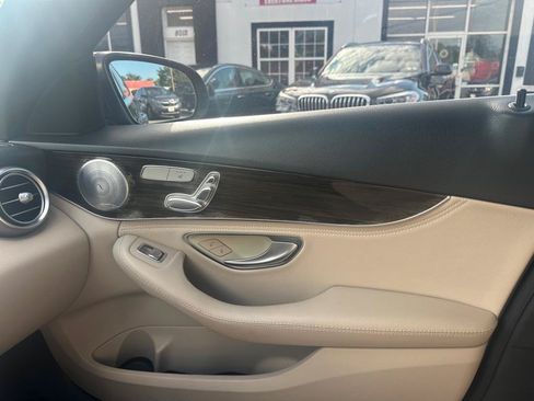 Used 2015 Mercedes-Benz C 300 4MATIC Sedan image 17