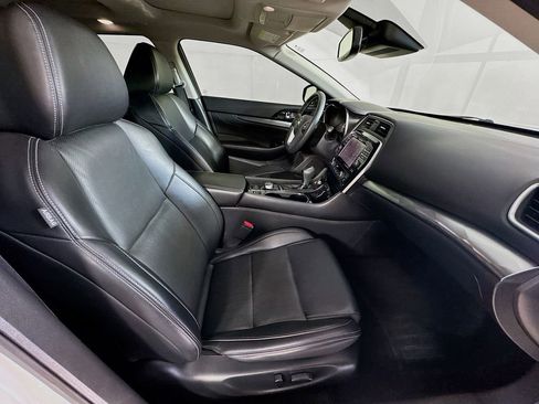 Used 2020 Nissan Maxima 3.5 SL w/ Floor Mat Group image 35
