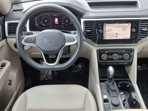 Used 2022 Volkswagen Atlas SEL image 12