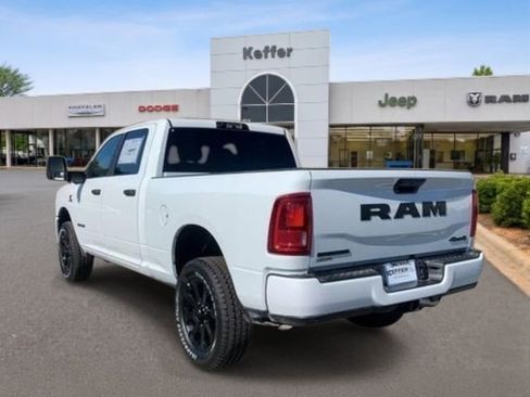 New 2026 RAM 2500 Big Horn AWD/4WD image 3