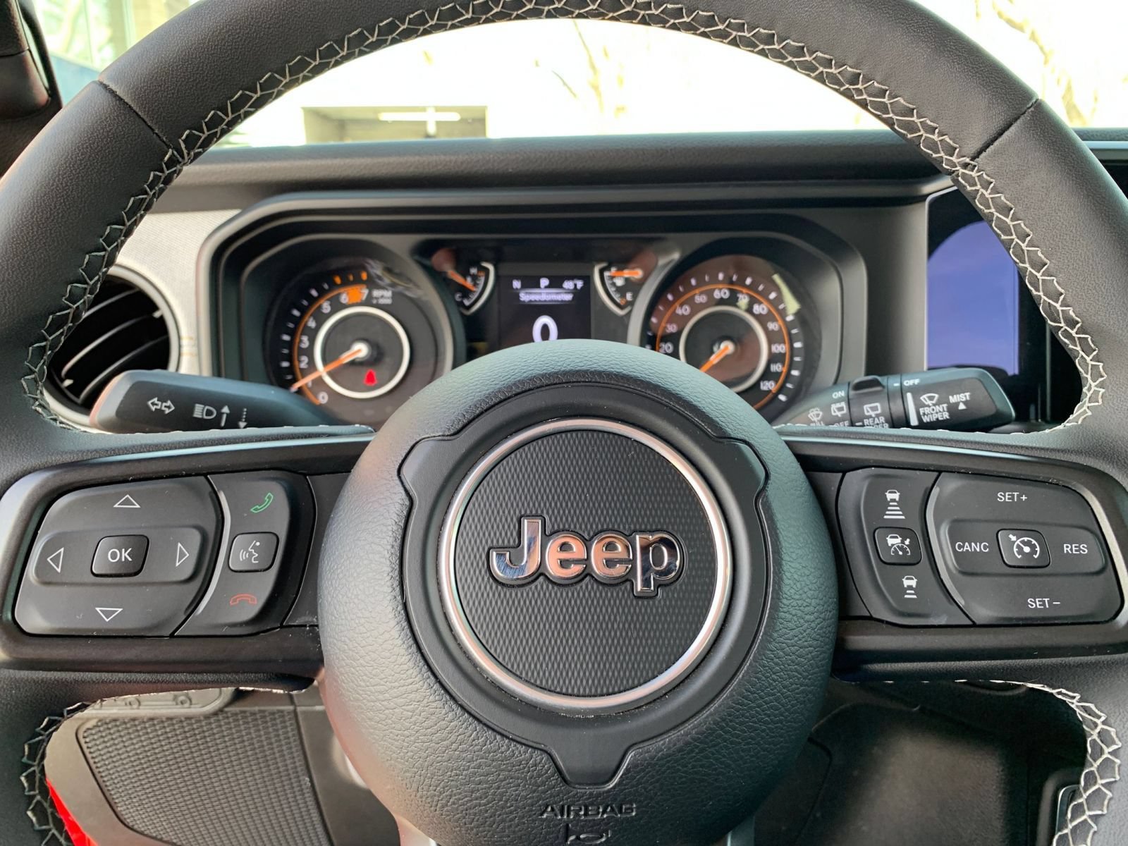Used 2025 Jeep Wrangler Unlimited Sport AWD/4WD image 26