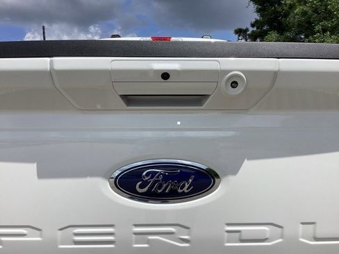 New 2025 Ford F250 Lariat w/ FX4 Off-Road Package image 12