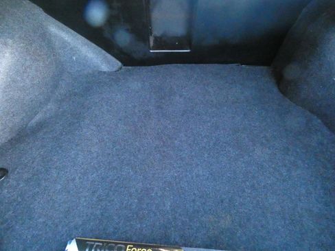 Used 2011 Buick Lucerne CXL image 15