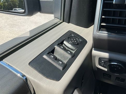 Used 2020 Ford F150 XLT w/ Equipment Group 302A Luxury image 29