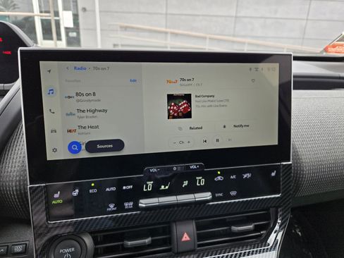 Used 2024 Toyota bZ4X FWD image 9