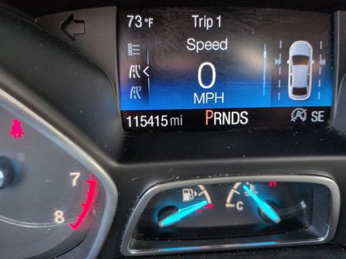 Used 2017 Ford Escape Titanium w/ Canadian Touring Package AWD/4WD image 9