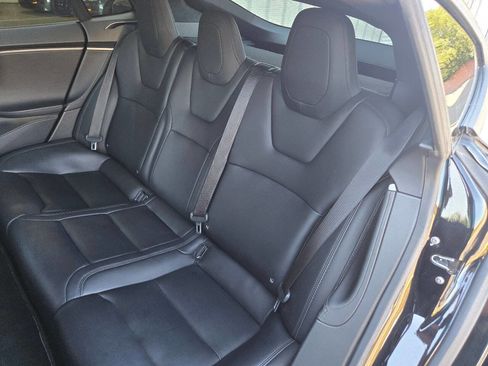 Used 2019 Tesla Model S Performance image 21