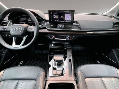 Used 2022 Audi Q5 2.0T Premium Plus w/ Premium Plus Package AWD/4WD image 7