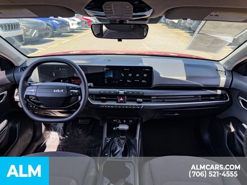 Used 2025 Kia K4 FWD image 15