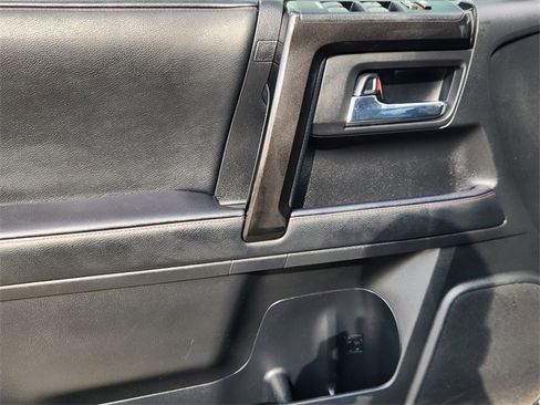 Used 2021 Toyota 4Runner TRD Off-Road Premium image 22