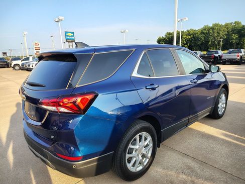 Used 2022 Chevrolet Equinox LT FWD image 3