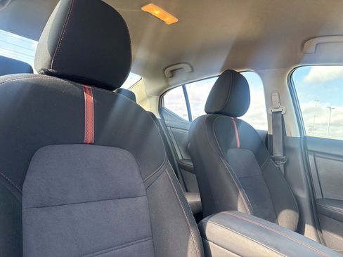 Certified 2025 Nissan Sentra SR image 28