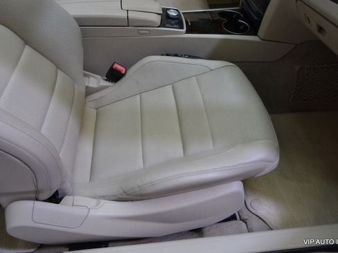 Used 2014 Mercedes-Benz E 550 Cabriolet image 18