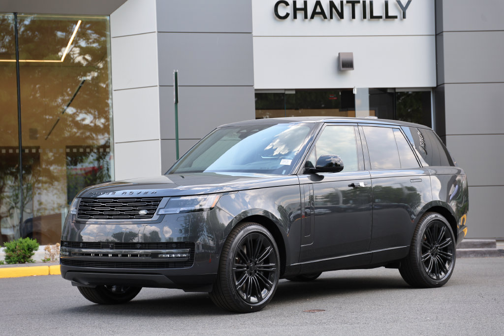 New 2026 Land Rover Range Rover SE AWD/4WD image 1
