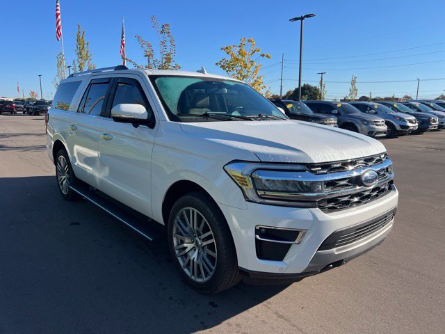 Used 2023 Ford Expedition Max Limited AWD/4WD image 3