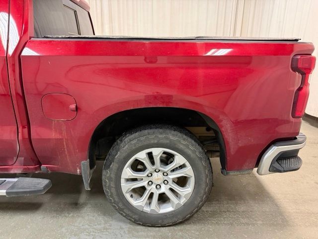 Used 2025 Chevrolet Silverado 1500 LTZ AWD/4WD image 11