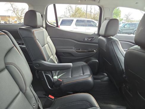 Certified 2023 GMC Acadia AT4 w/ Technology Package image 5