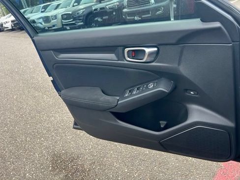 Used 2022 Honda Civic Sport image 17