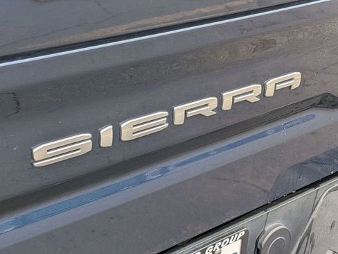 Used 2021 GMC Sierra 1500 Elevation w/ LPO, GMC Protection Package AWD/4WD image 10