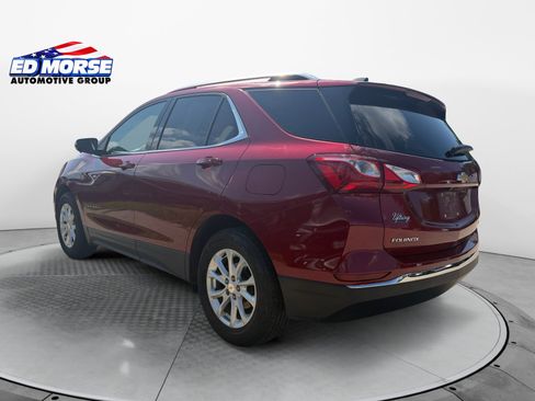 Certified 2018 Chevrolet Equinox LT w/ Sun & Infotainment Package FWD image 3