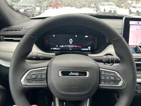 New 2026 Jeep Compass Limited w/ Sun, Sound & Navigation Group image 15