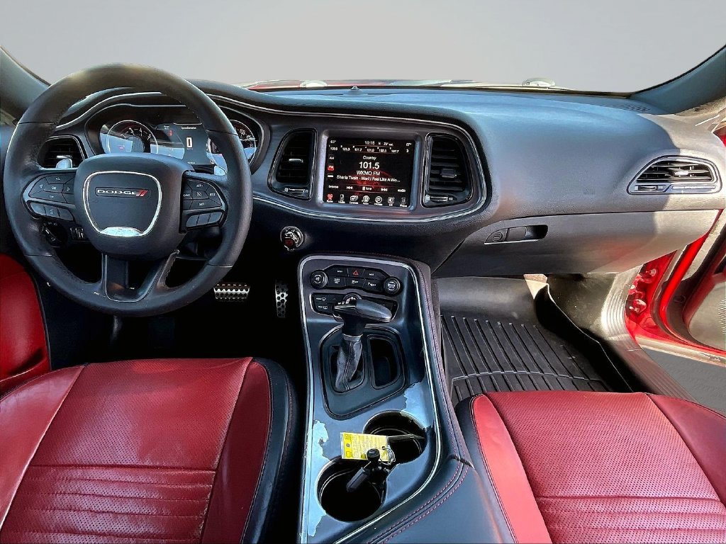 Used 2016 Dodge Challenger R/T Plus RWD image 9