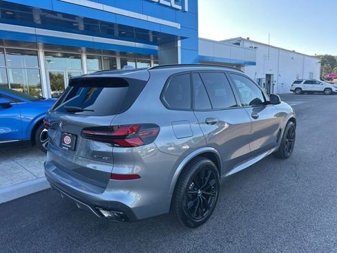 Used 2024 BMW X5 xDrive40i w/ M Sport Package AWD/4WD image 2