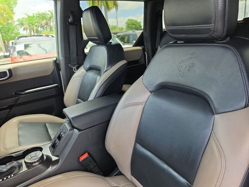 Used 2024 Ford Bronco Wildtrak image 14