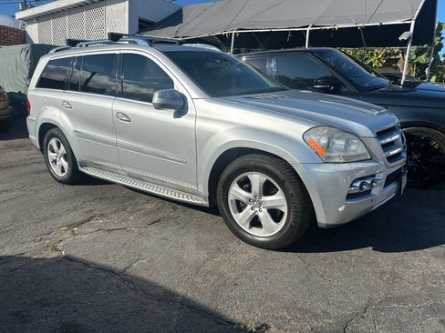 Used 2010 Mercedes-Benz GL 450 4MATIC image 1