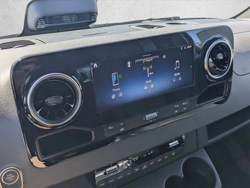 New 2025 Mercedes-Benz Sprinter 2500 image 12