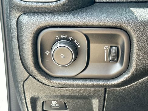 Used 2023 RAM 1500 Tradesman image 23