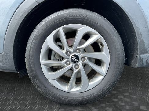 Used 2018 Hyundai Tucson SE AWD/4WD image 16