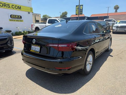 Used 2020 Volkswagen Jetta S FWD image 3