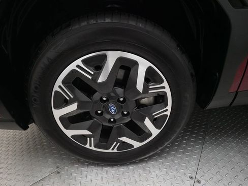 Used 2025 Subaru Forester Premium AWD/4WD image 26