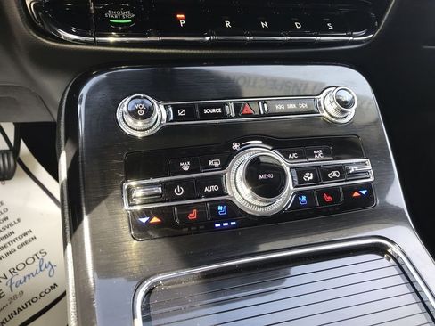 Used 2022 Lincoln Nautilus Reserve AWD/4WD image 19